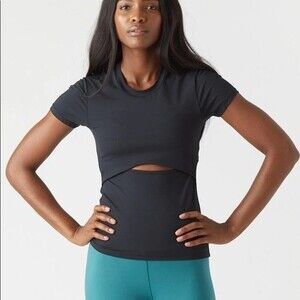 Glyder Keyhole Tee in Black L NWOT